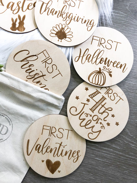 First Holiday Milestones | Milestone Discs | Wooden Milestone Markers | Baby Photo Props | Baby Shower Gifts | Baby's Firsts Milestone Set