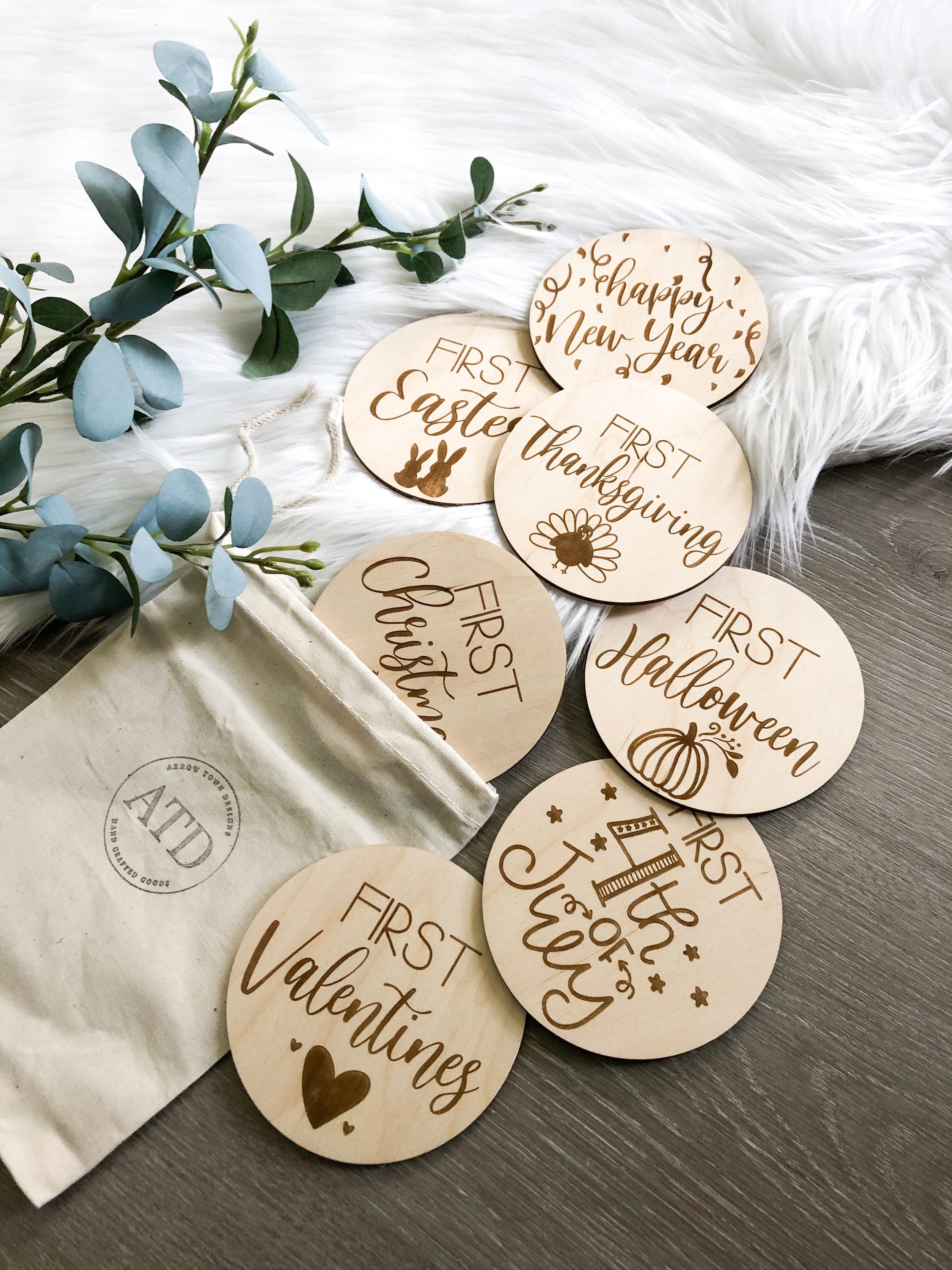 First Holiday Milestones | Milestone Discs | Wooden Milestone Markers | Baby Photo Props | Baby Shower Gifts | Baby's Firsts Milestone Set