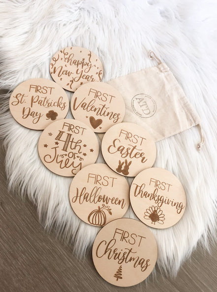 First Holiday Milestones | Milestone Discs | Wooden Milestone Markers | Baby Photo Props | Baby Shower Gifts | Baby's Firsts Milestone Set