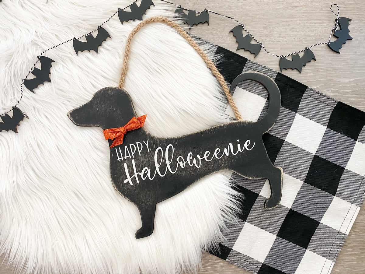 Happy Halloweenie Dachshund | Dachshund Sign | Halloween Sign | Dog Sign | Fromt Door Sign | Wiener Dog Sign | Halloweenie | Dog Mom