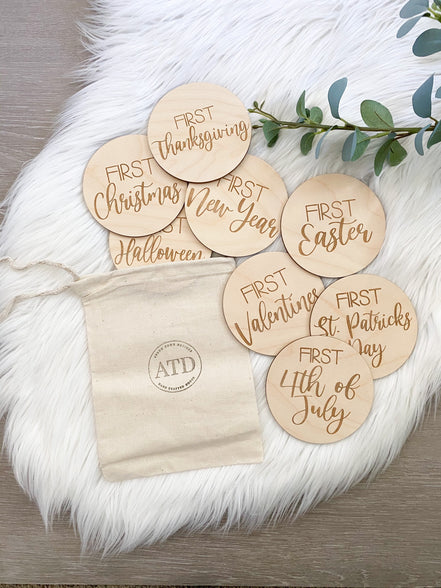 First Holiday Milestones | Milestone Discs | Wooden Milestone Markers | Baby Photo Props | Baby Shower Gifts | Baby's Firsts Milestone Set