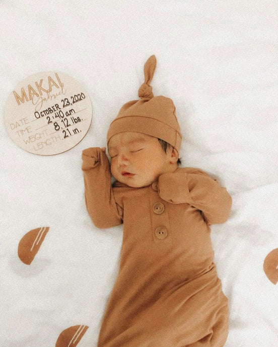 Newborn Announcement | Baby Stats | Newborn Photography | Newborn Photo Prop | Birth Announcement | Baby Milestone Cards | Baby Name Plaque