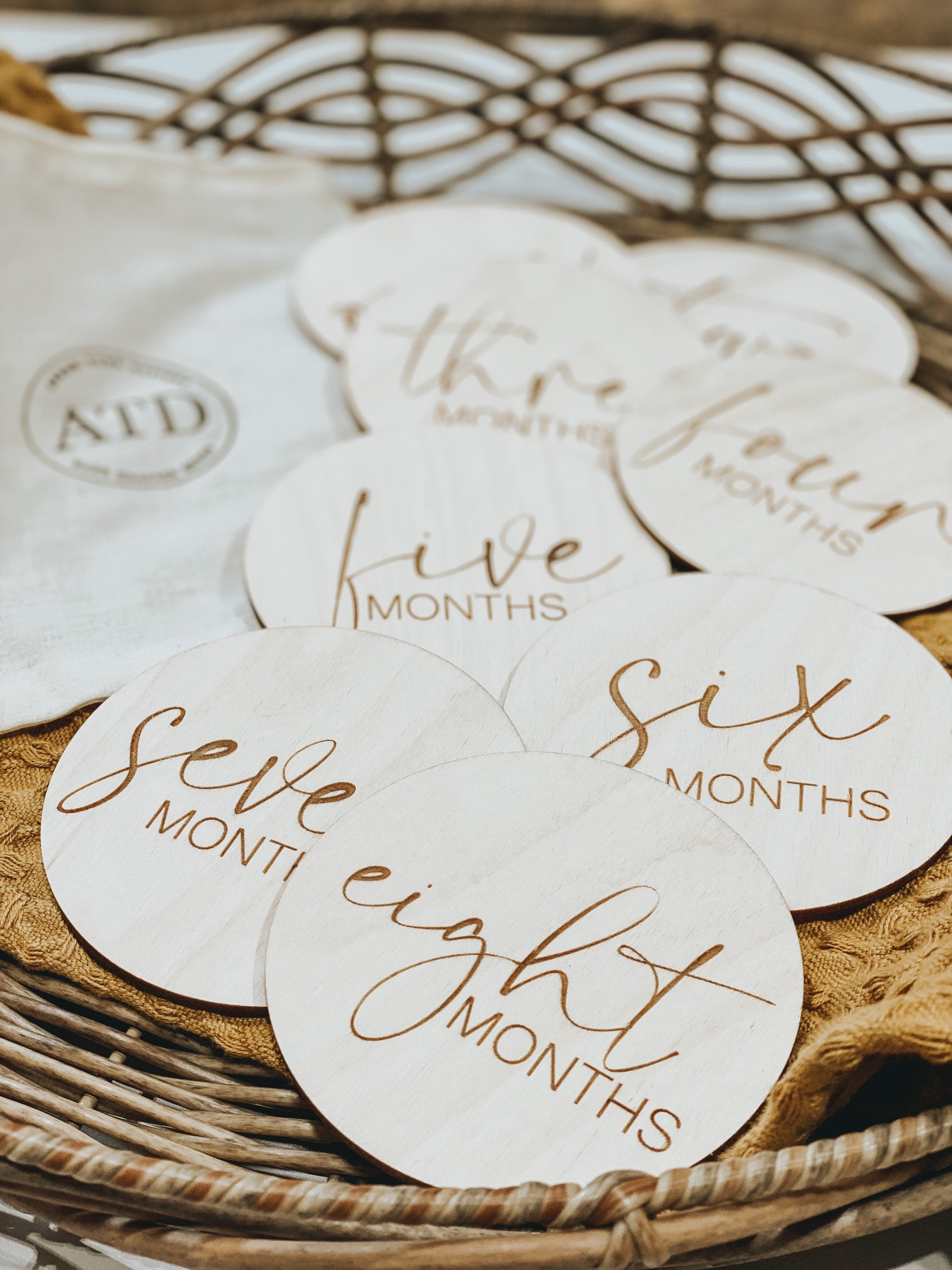 Baby Monthly Milestone Wood Discs | Milestone Cards | Age Signs | Newborn Shower Gift | Engraved Etched Wooden Card | Photo Prop