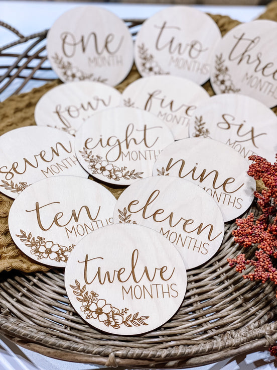 Floral Baby Milestone Cards | Baby Shower Gift | Baby Milestone Photos | Nursery | Wooden Baby Milestone Cards | Birth Announcement | Wood