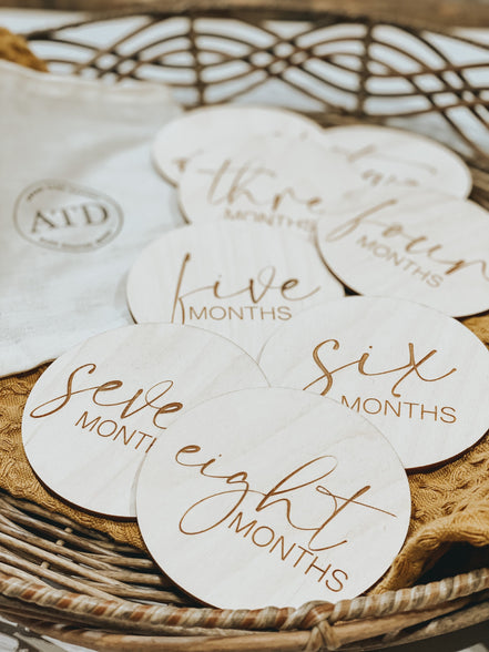 Baby Monthly Milestone Wood Discs | Milestone Cards | Age Signs | Newborn Shower Gift | Engraved Etched Wooden Card | Photo Prop