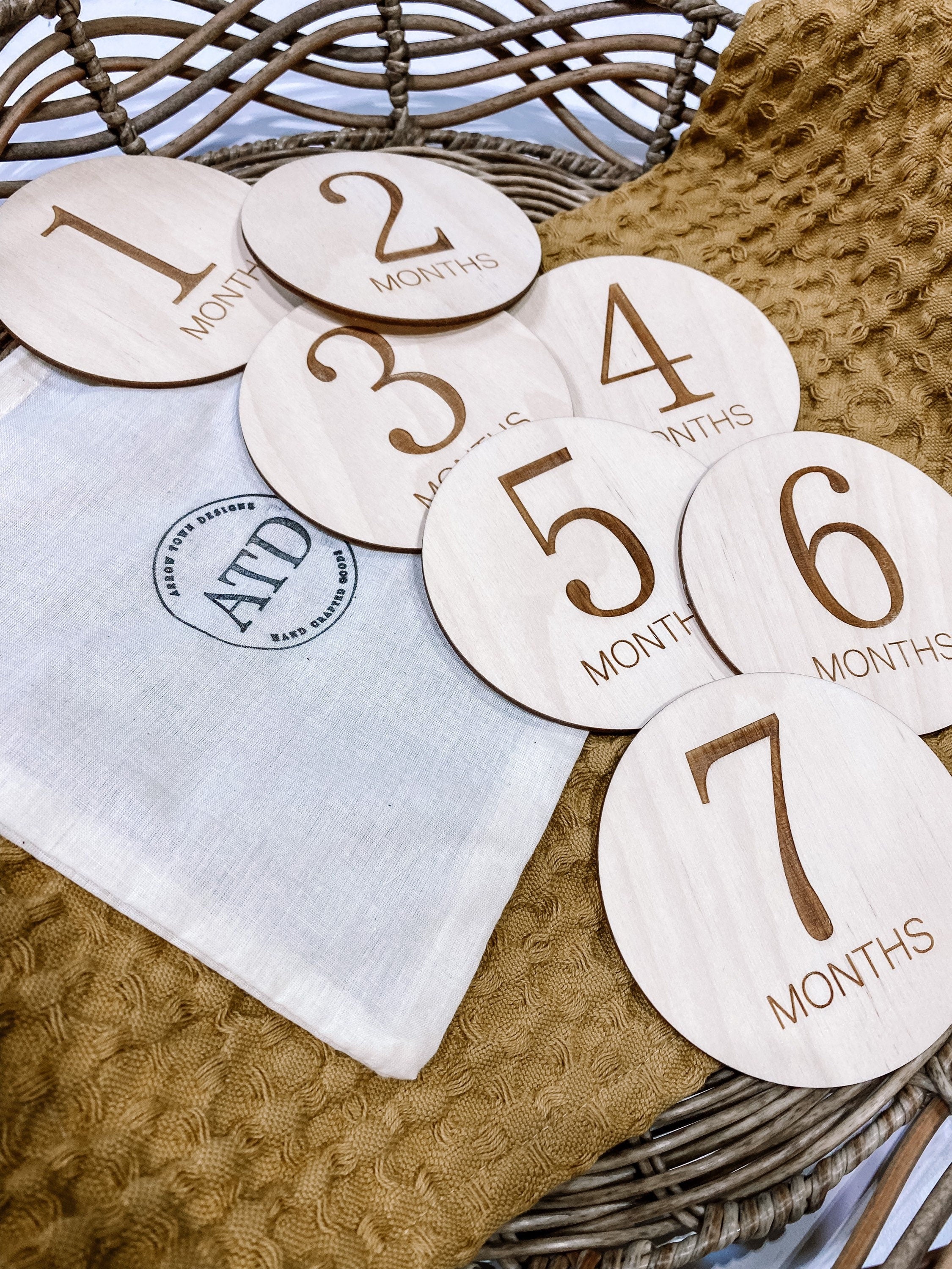 Baby Monthly Milestone Wood Discs | Milestone Cards | Age Signs | Newborn Shower Gift | Engraved Etched Wooden Card | Photo Prop