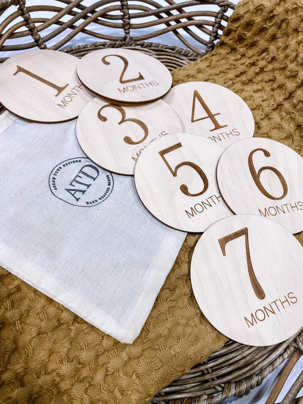 Baby Monthly Milestone Wood Discs | Milestone Cards | Age Signs | Newborn Shower Gift | Engraved Etched Wooden Card | Photo Prop