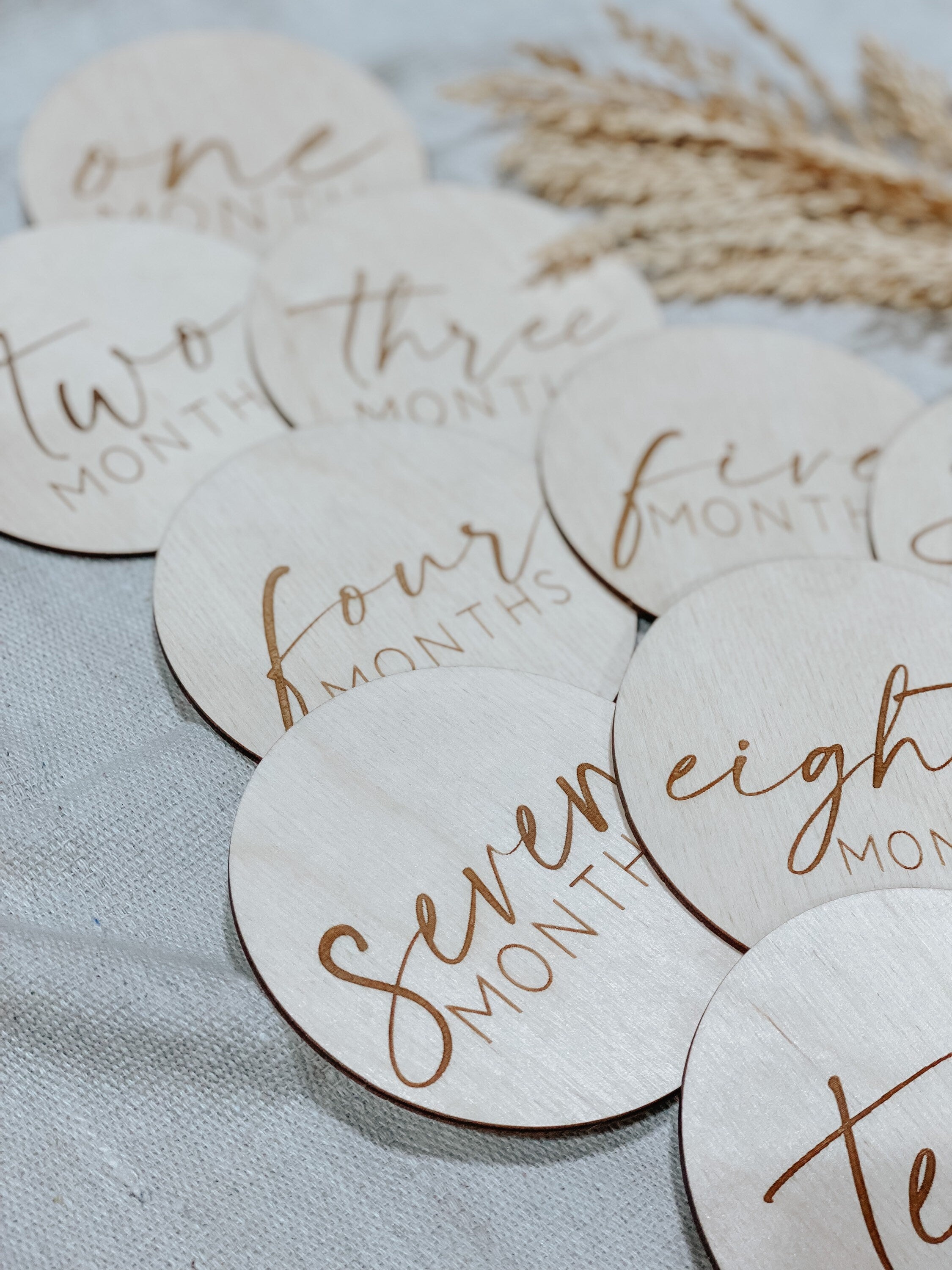 Baby Monthly Milestone Wood Discs | Milestone Cards | Age Signs | Newborn Shower Gift | Engraved Etched Wooden Card | Photo Prop