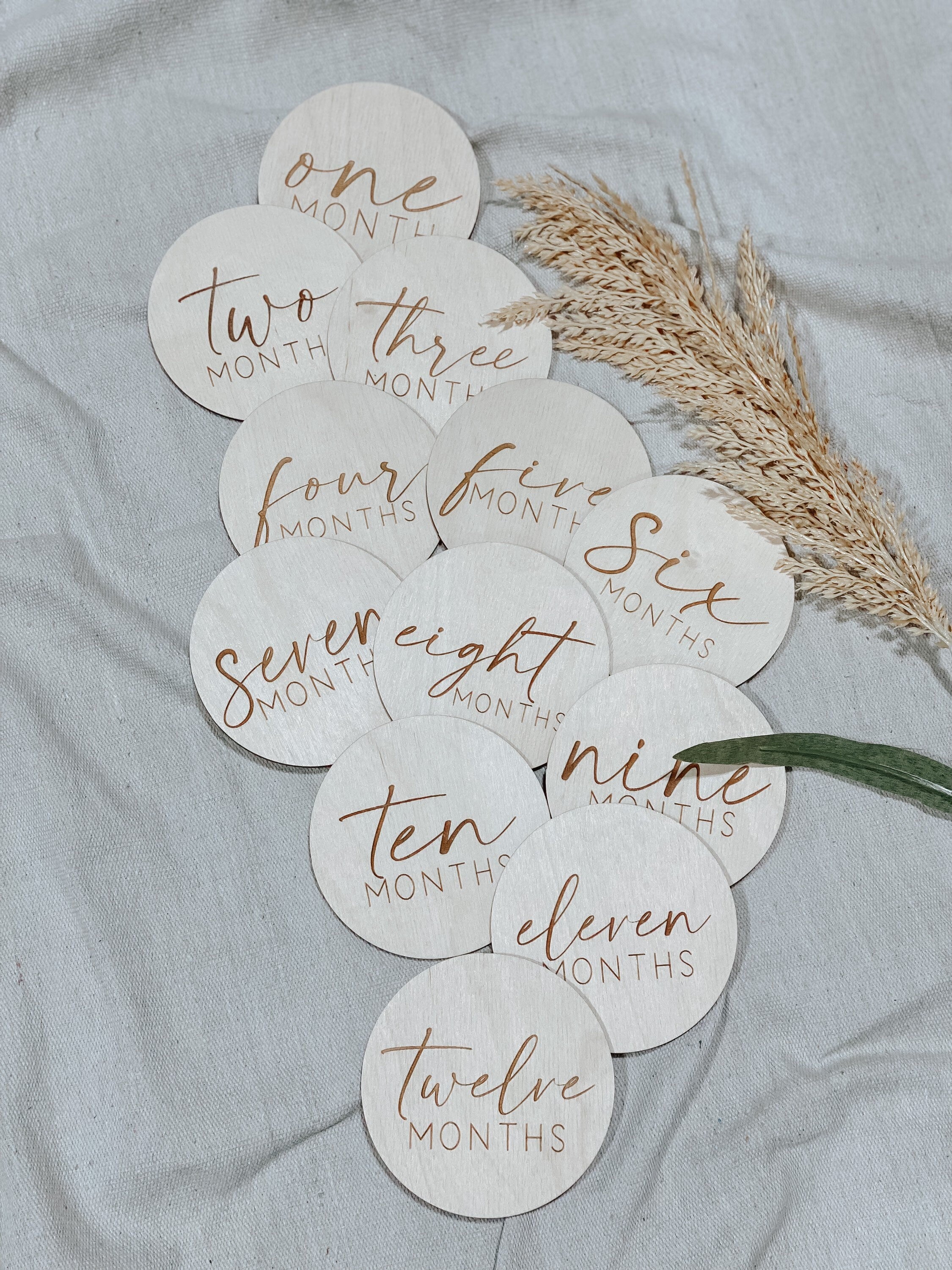 Baby Monthly Milestone Wood Discs | Milestone Cards | Age Signs | Newborn Shower Gift | Engraved Etched Wooden Card | Photo Prop