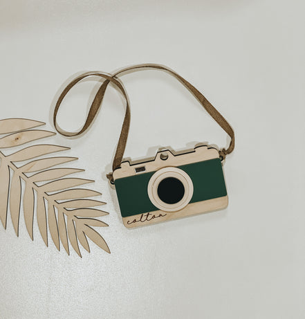Montessori Wooden Toy Camera  Personalized Pretend Play with Acrylic Details | Laser Cut Birch Camera with Strap & Viewfinder | Custom Gift
