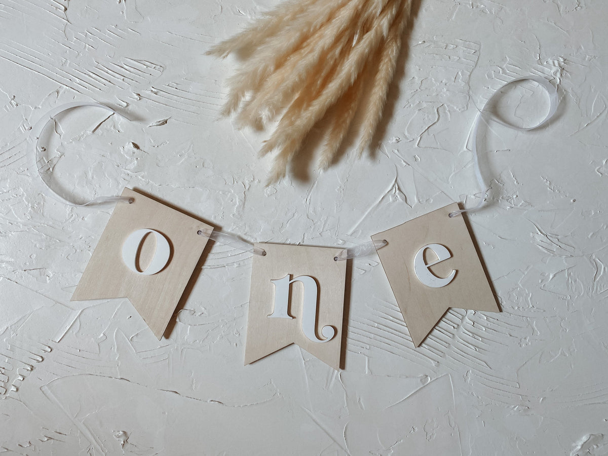 First Birthday ONE Banner  Wooden High Chair Banner  1st Birthday Cake Smash Decor  Birch Wood Baby Birthday Photo Prop