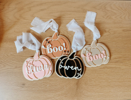Halloween name tags | Halloween basket tags | Acrylic name tag | basket tag | pumpkin tag | bat tag | Halloween decor | retro | booed