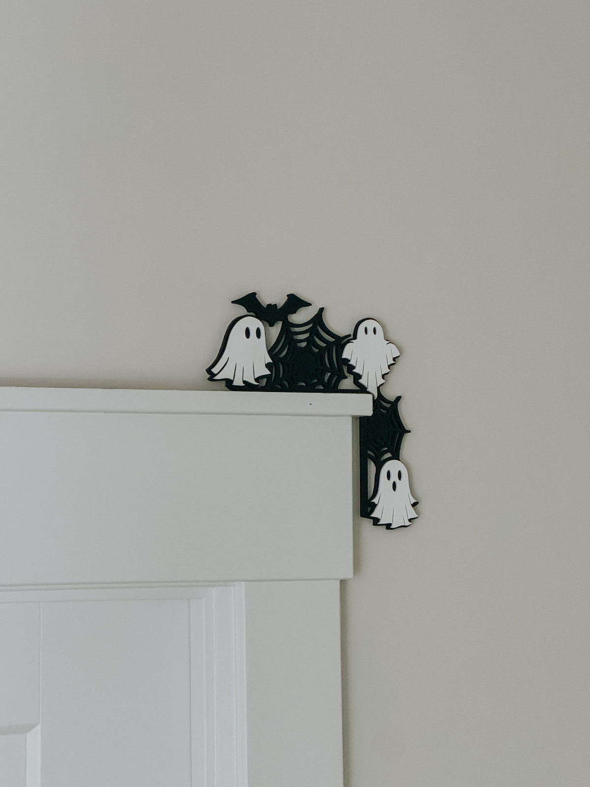 Halloween Door Corner Sign | Lightswitch cover Decor | Halloween Decorating | Halloween Signs | Spider webs | ghosts | Signs