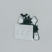 Halloween Door Corner Sign | Lightswitch cover Decor | Halloween Decorating | Halloween Signs | Spider webs | ghosts | Signs