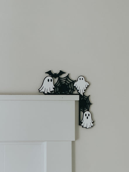 Halloween Door Corner Sign | Lightswitch cover Decor | Halloween Decorating | Halloween Signs | Spider webs | ghosts | Signs