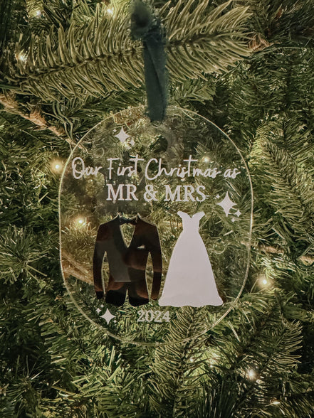 Married Ring ornament | engagement ornament | engaged ornament | ring box ornament | first Christmas married | engagement gift