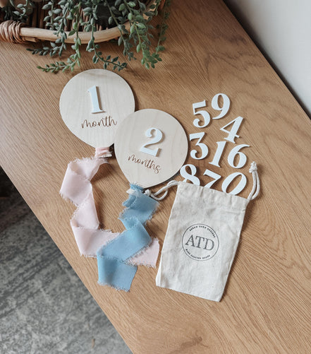 Balloon Milestone | Balloon Birth Announcement | Modern Milestones | Baby Shower gift | Boho Baby | Wooden Milestone | Newborn | Pregnancy