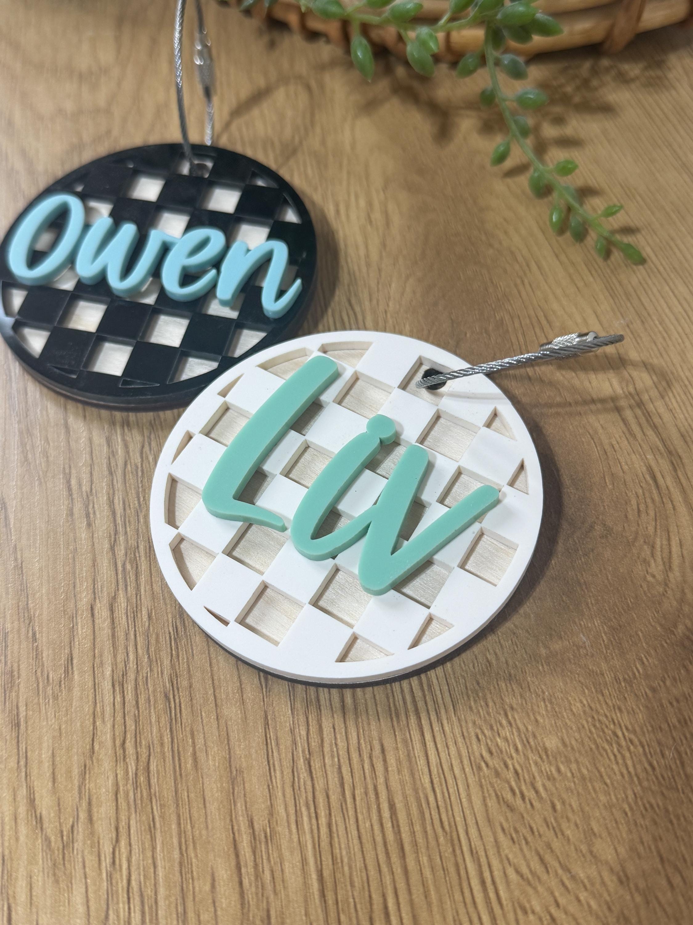 Custom Name Keychain with Checker Print | Personalized Backpack Charm | 3D Acrylic Name Tag | Trendy Laser Cut Keychain | Gift for  teacher