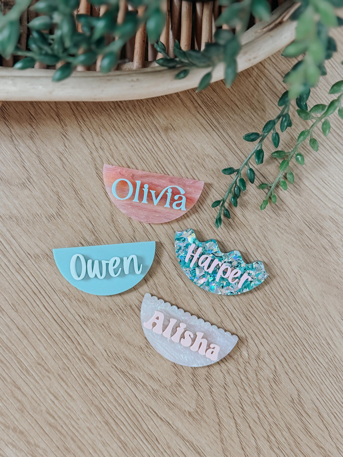 Personalized Custom Name Owala FreeSip Name Plate, Water Bottle Name Tag, Acrylic Lid Topper, Tumbler Accessory, Tumbler Tag, Kid Cup Topper